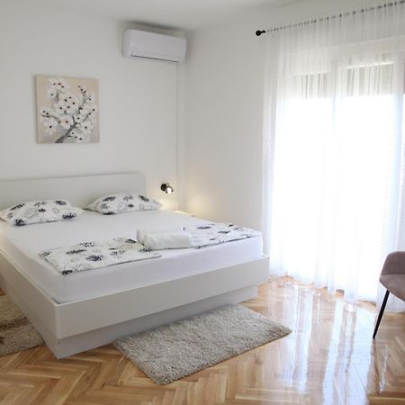 Rooms Kresan 扎达尔 外观 照片