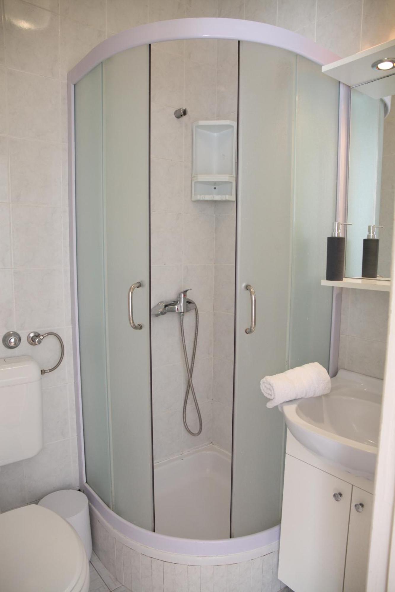 Rooms Kresan 扎达尔 外观 照片